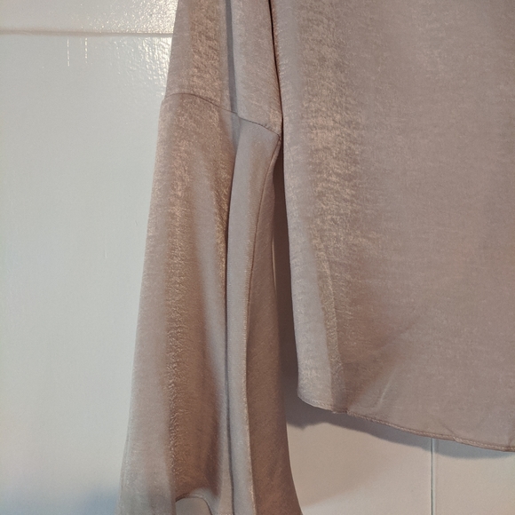 Shirt - Picture 5 of 5